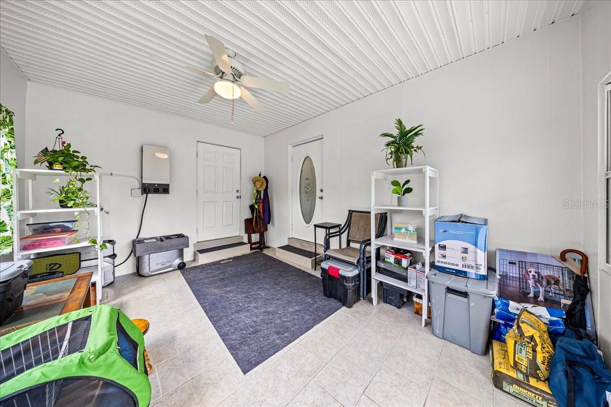 RAINBOW LAKES ESTATE - Residential