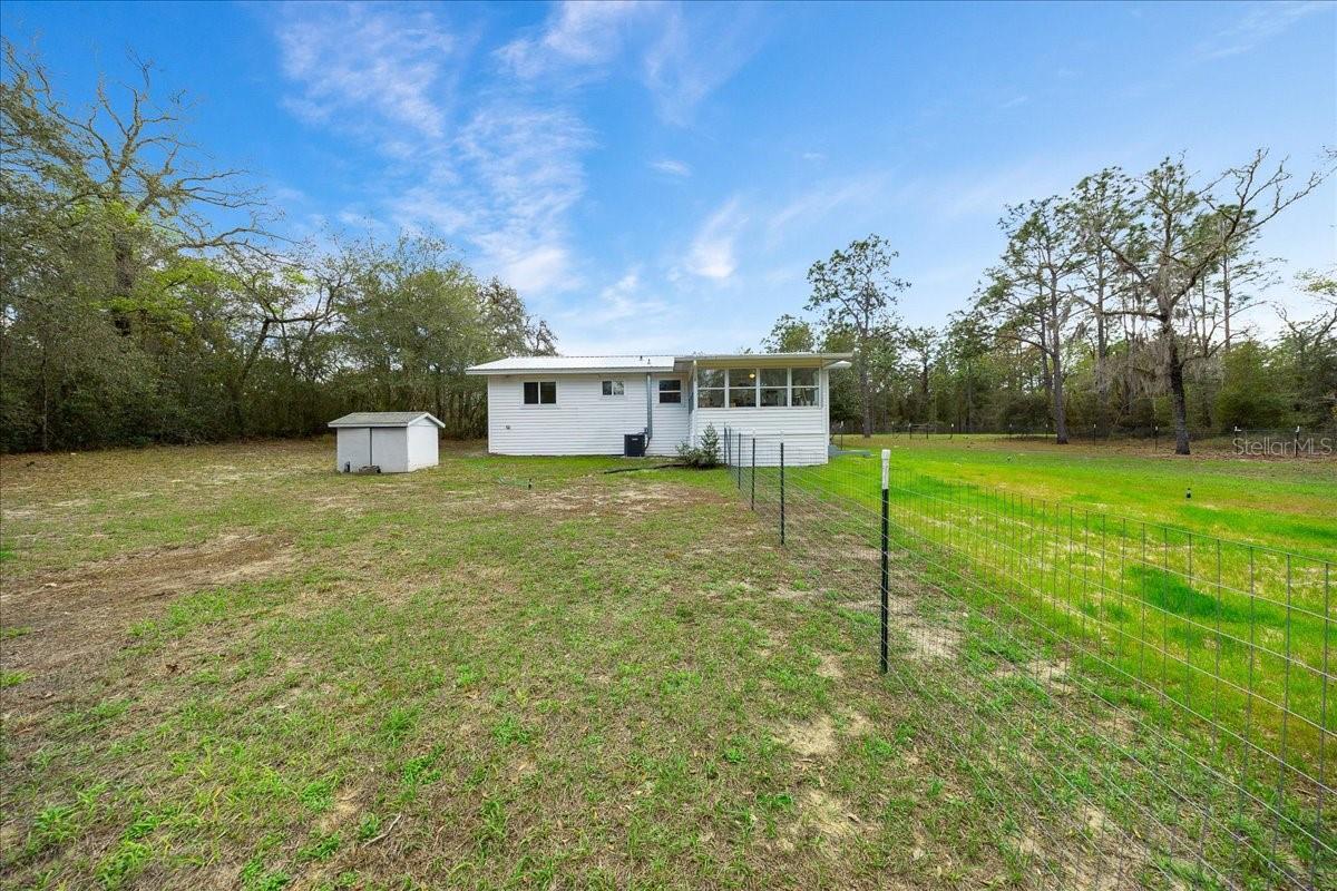 RAINBOW LAKES ESTATE - Residential