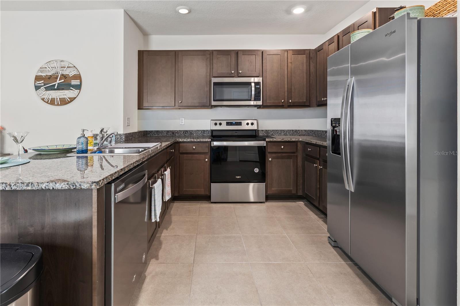 17067 OVAL RUM DRIVE