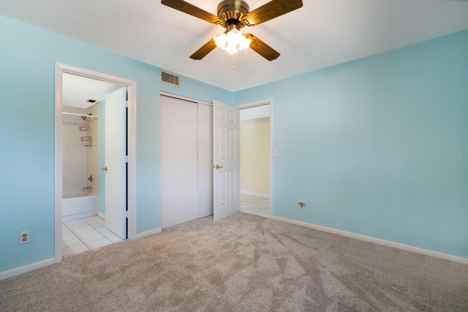 LONGWATER CHASE - Residential Lease