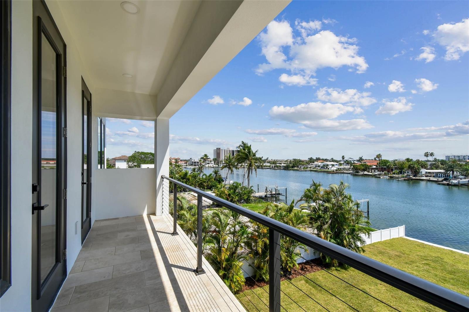 PARADISE ISLAND 1ST ADD - Residential