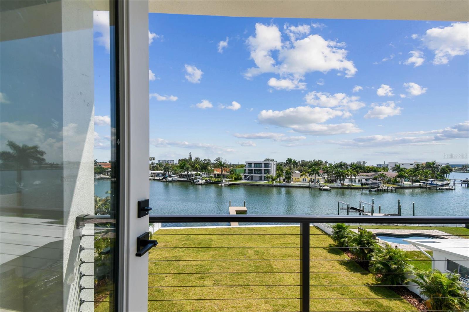 PARADISE ISLAND 1ST ADD - Residential