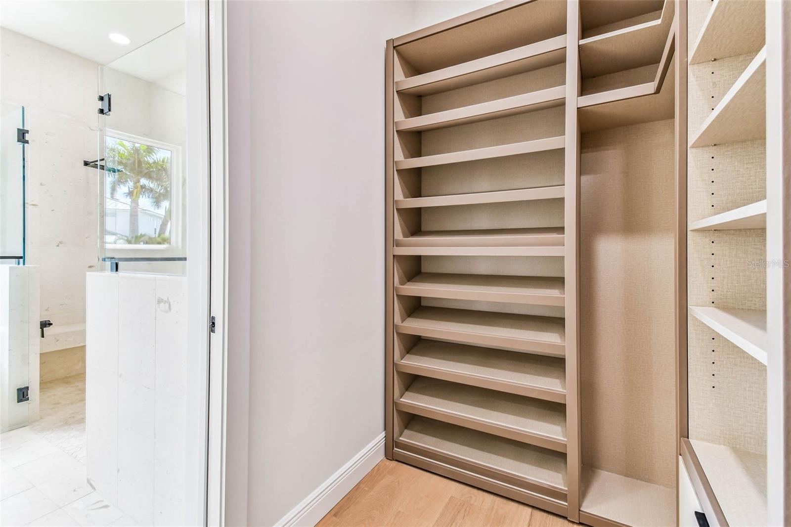 PARADISE ISLAND 1ST ADD - Residential