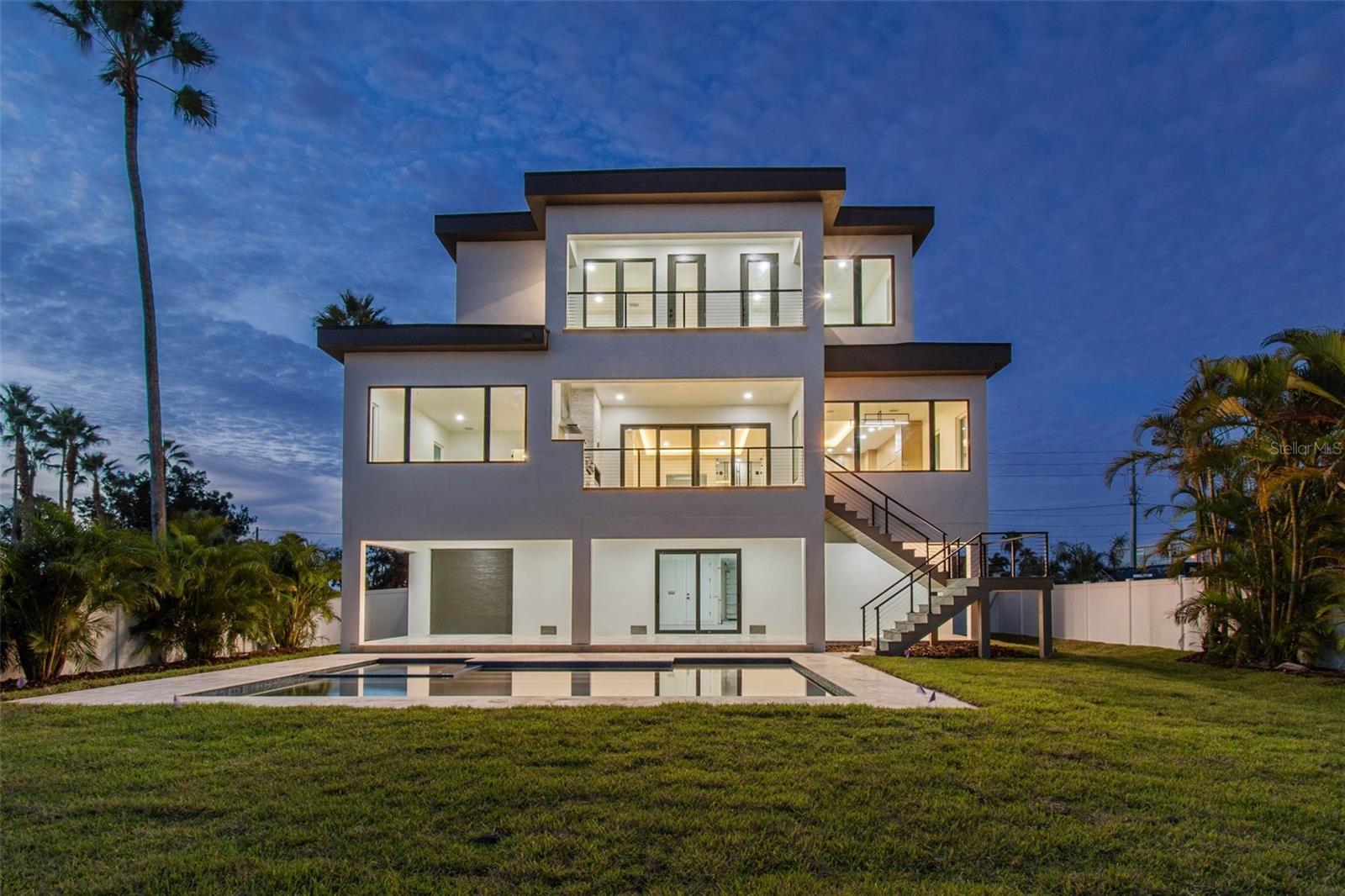 PARADISE ISLAND 1ST ADD - Residential