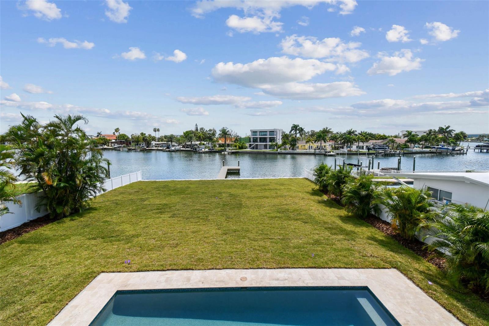 PARADISE ISLAND 1ST ADD - Residential