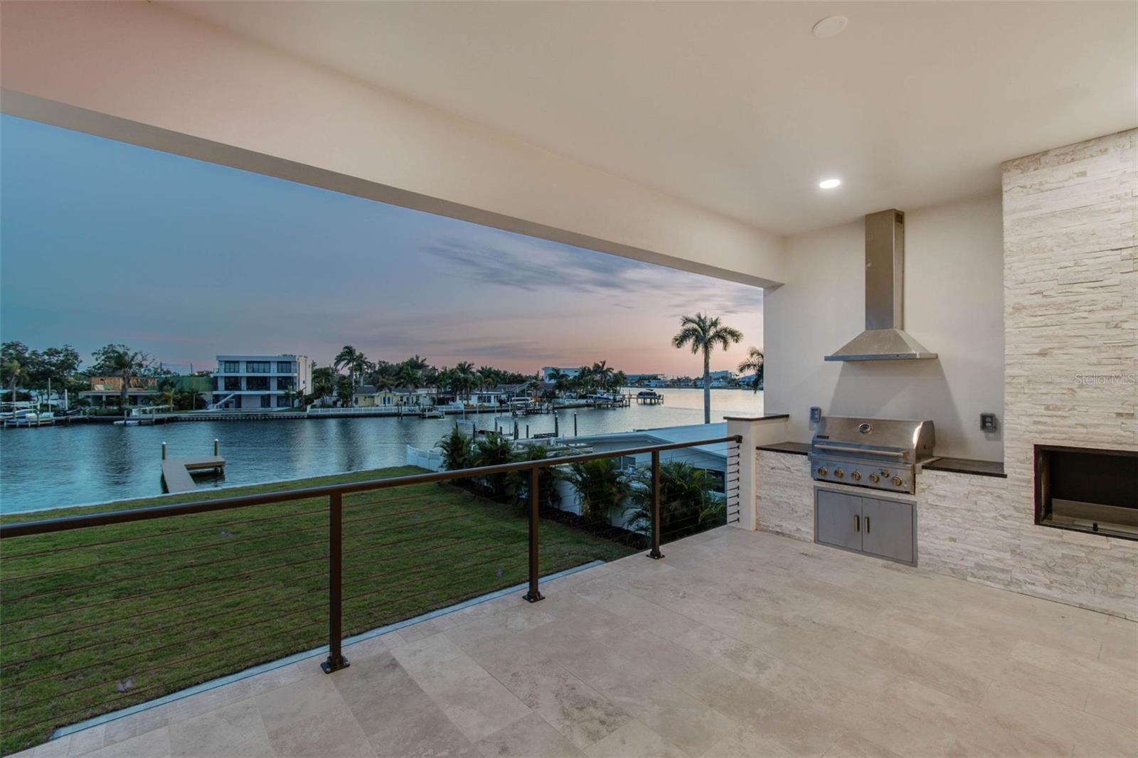 PARADISE ISLAND 1ST ADD - Residential