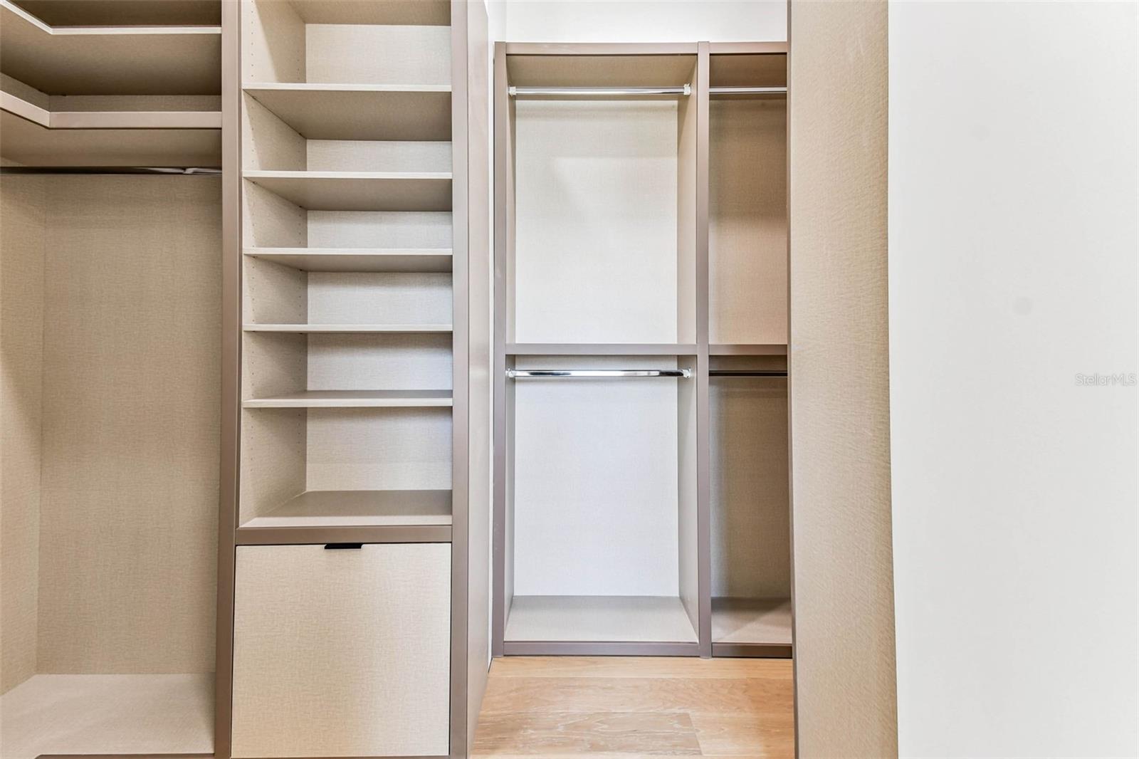 PARADISE ISLAND 1ST ADD - Residential