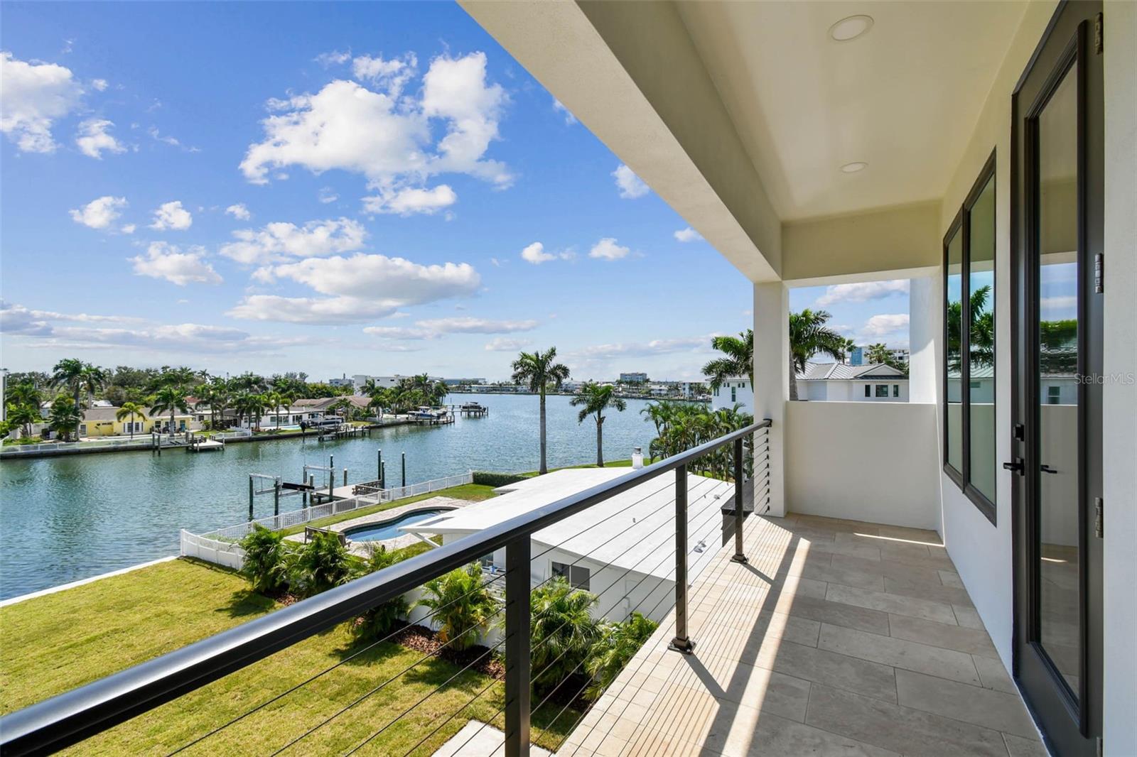 PARADISE ISLAND 1ST ADD - Residential