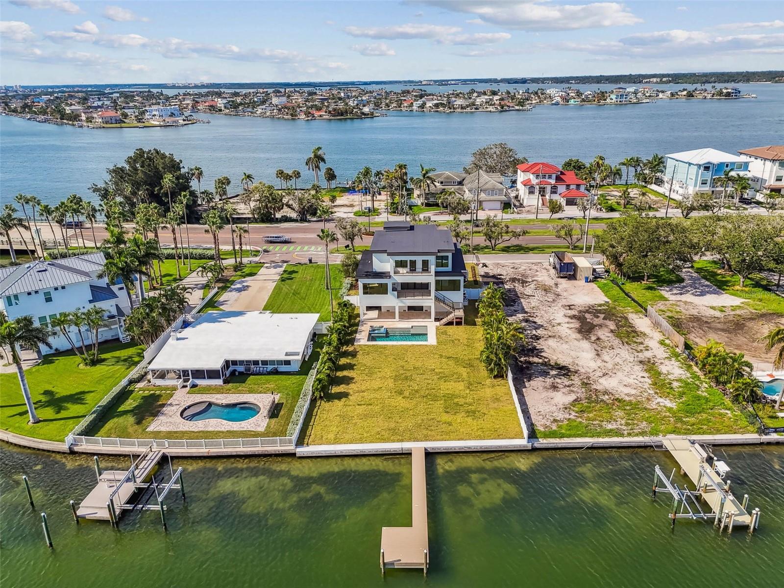 PARADISE ISLAND 1ST ADD - Residential