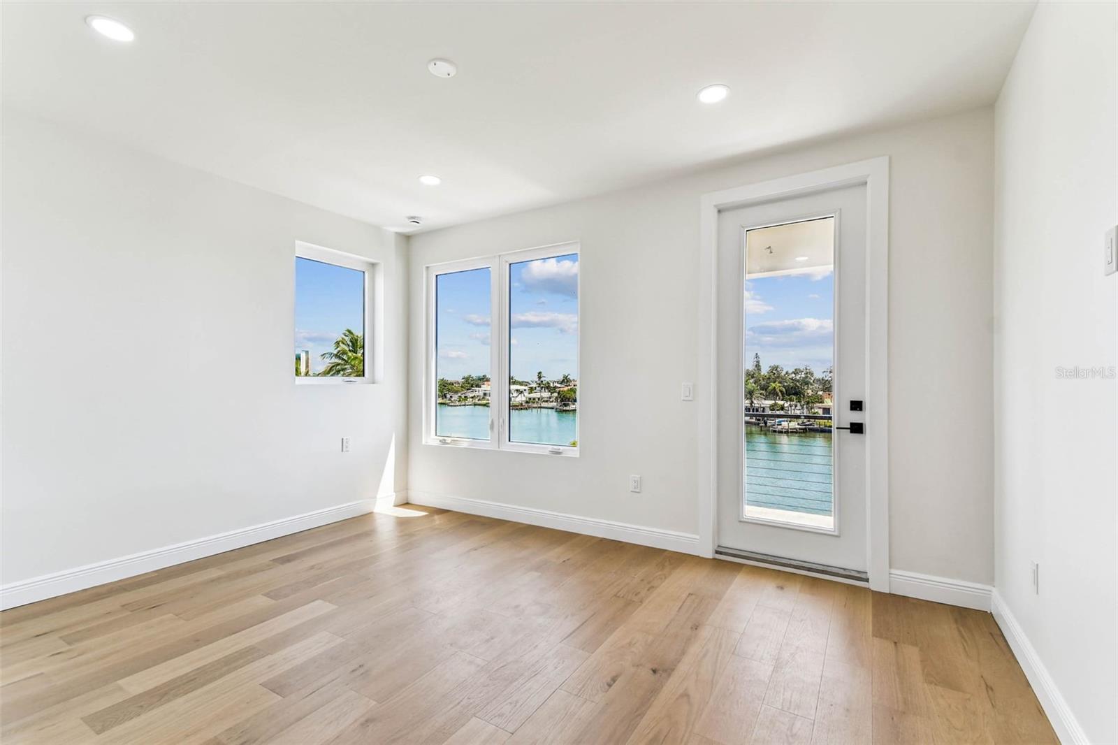 PARADISE ISLAND 1ST ADD - Residential