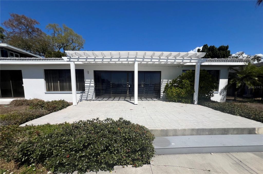 Photo of 2431 Sunrise Drive SE, St Petersburg, FL 33705 (MLS # TB8486750)