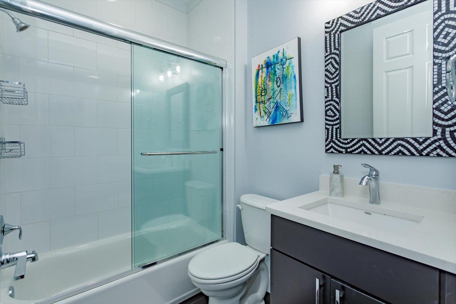 GRANDE OAKS AT HEATHROW - Residential