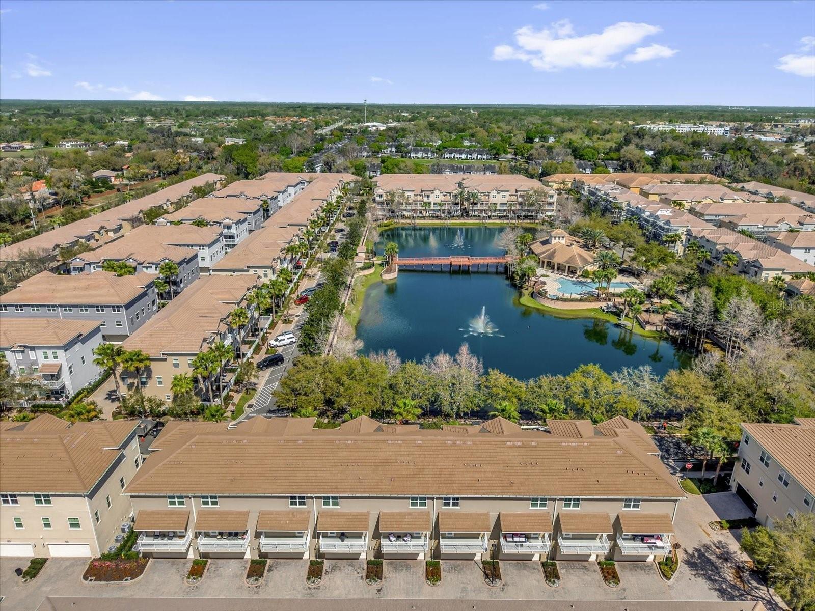 GRANDE OAKS AT HEATHROW - Residential