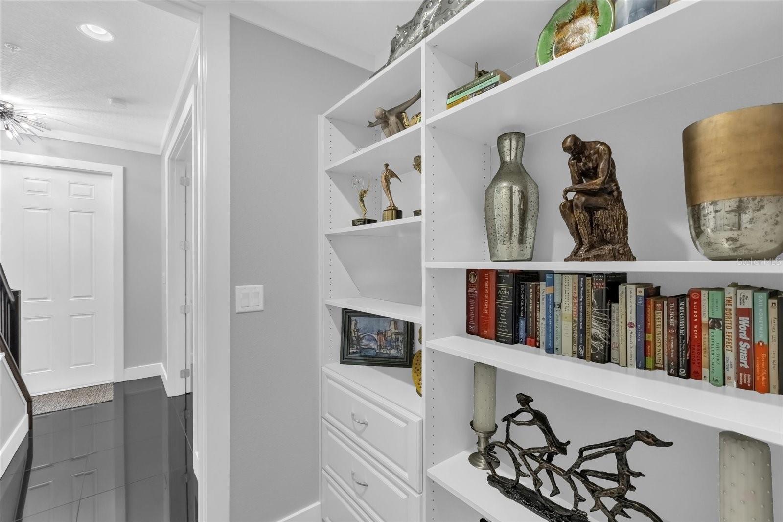 GRANDE OAKS AT HEATHROW - Residential