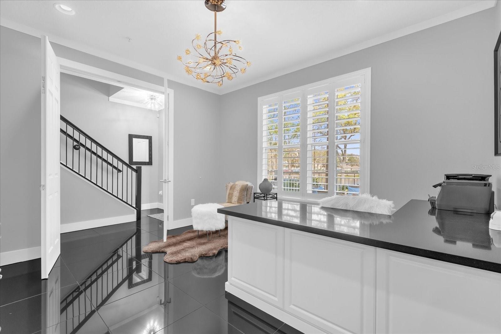 GRANDE OAKS AT HEATHROW - Residential