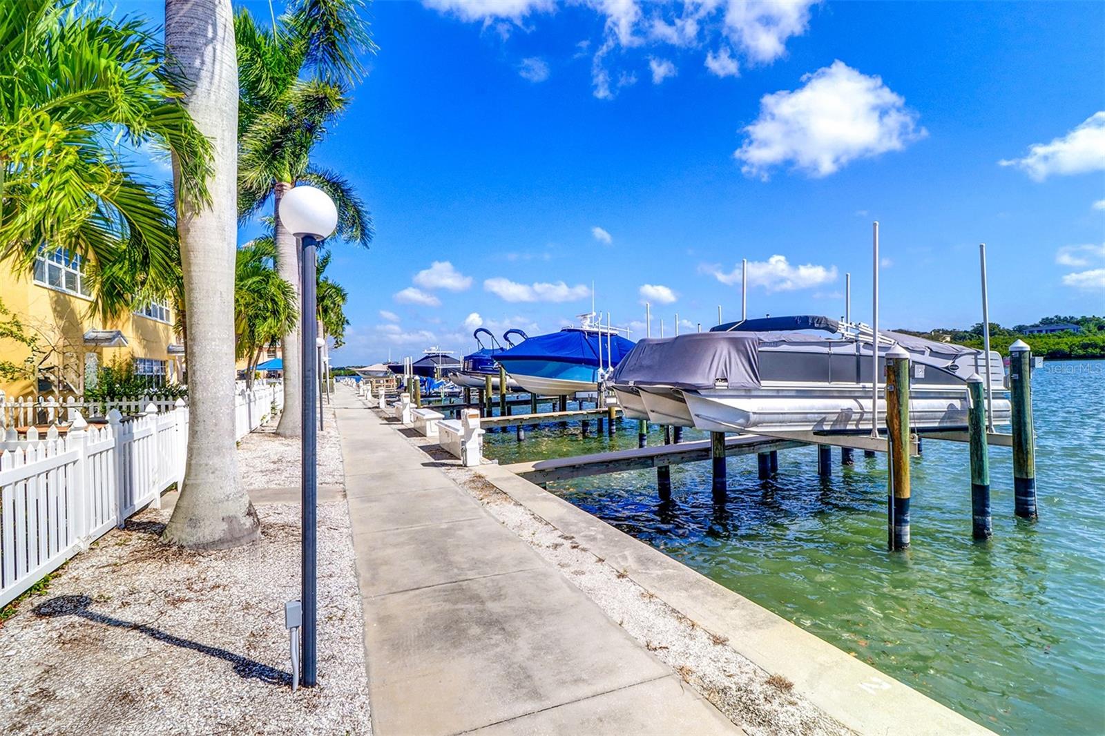 BAREFOOT BEACH RESORT OF INDIAN SHORES - Residential