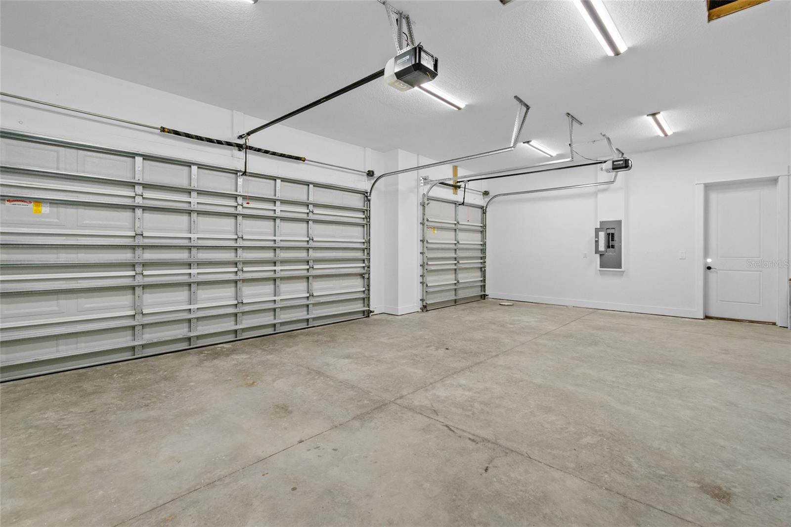 SUGARMILL WOODS, OAK VILLAGE - Residential