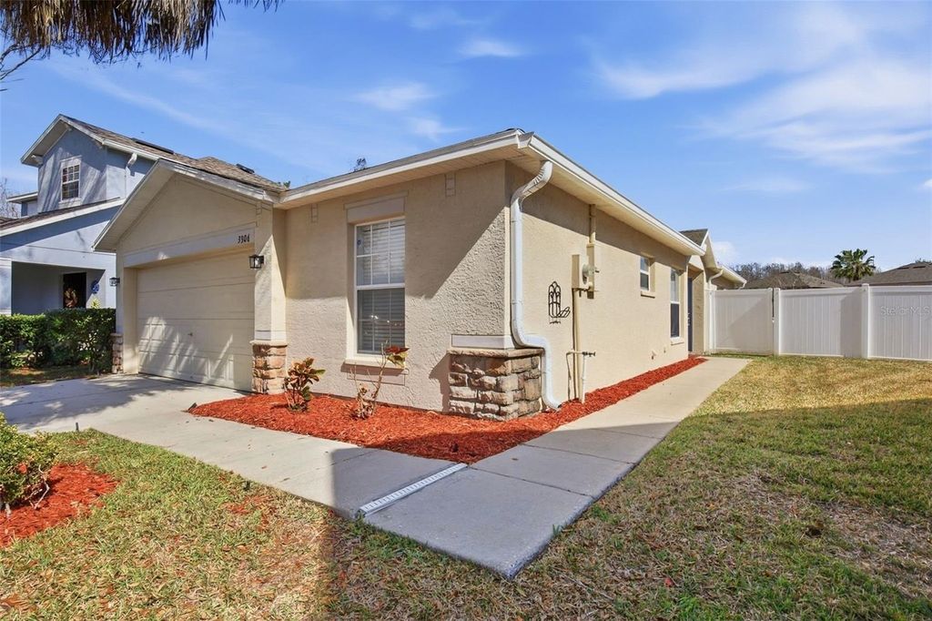 Photo of 3306 Hoylake Court, Land O Lakes, FL 34638 (MLS # O6384836)