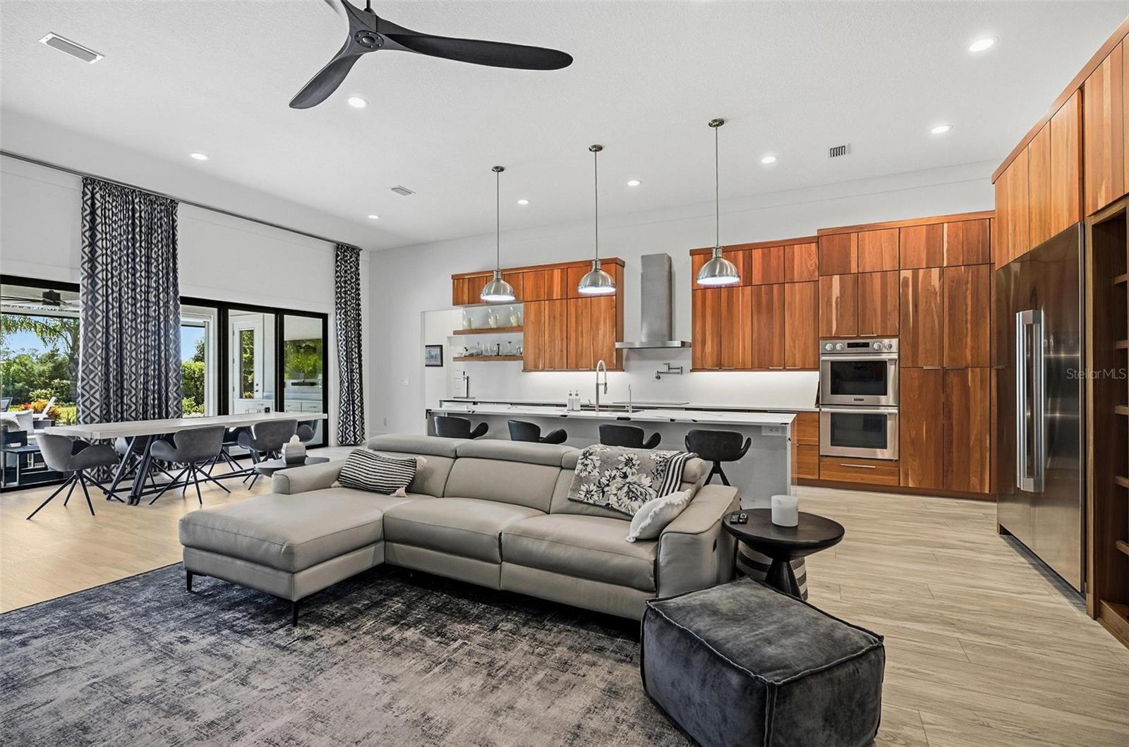 MARINA DEL PALMA - Residential