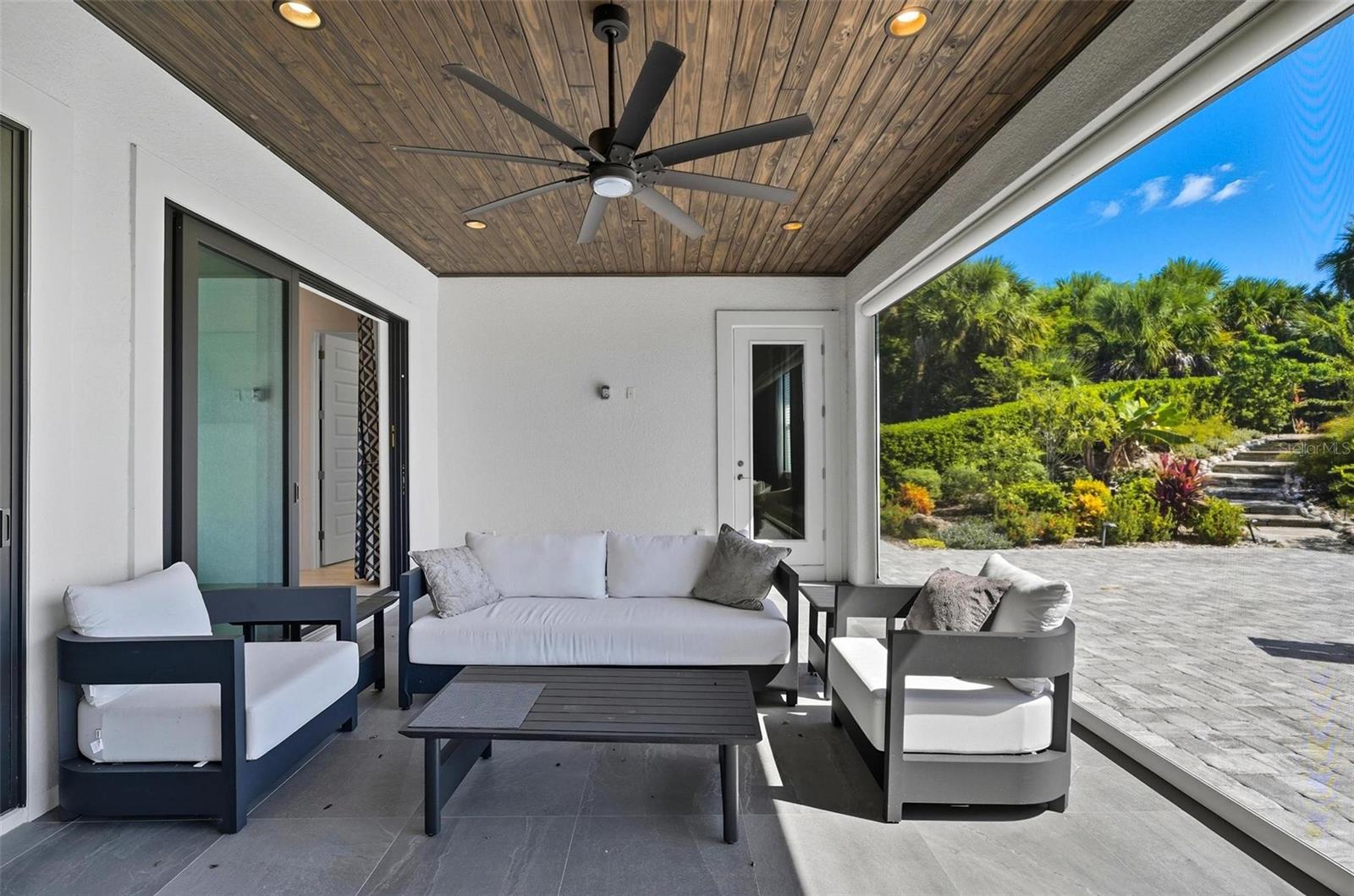 MARINA DEL PALMA - Residential