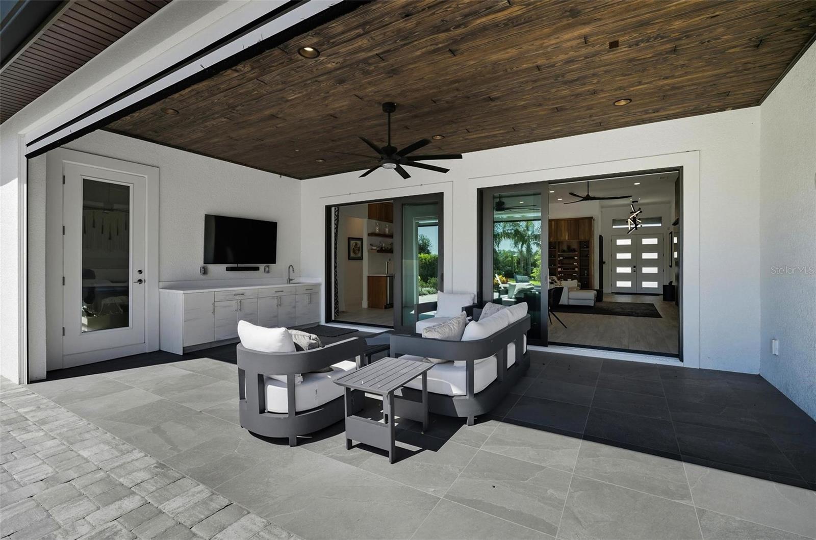 MARINA DEL PALMA - Residential