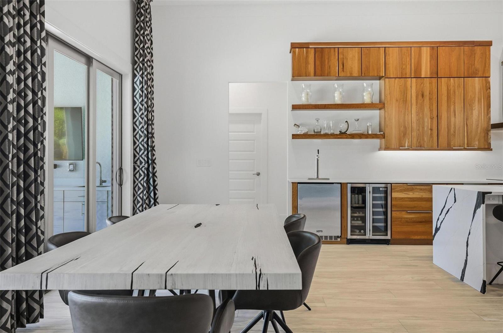 MARINA DEL PALMA - Residential