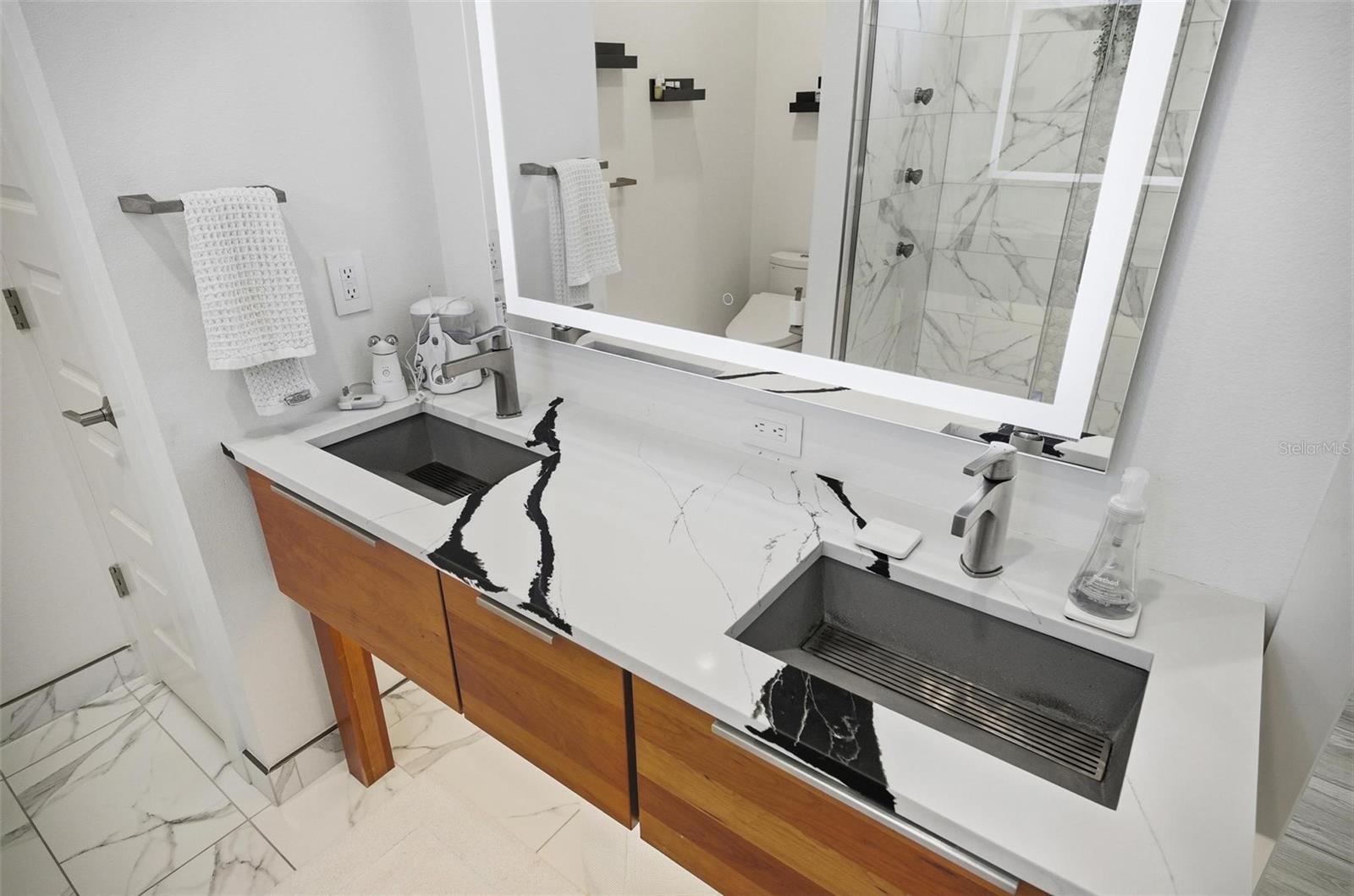 MARINA DEL PALMA - Residential