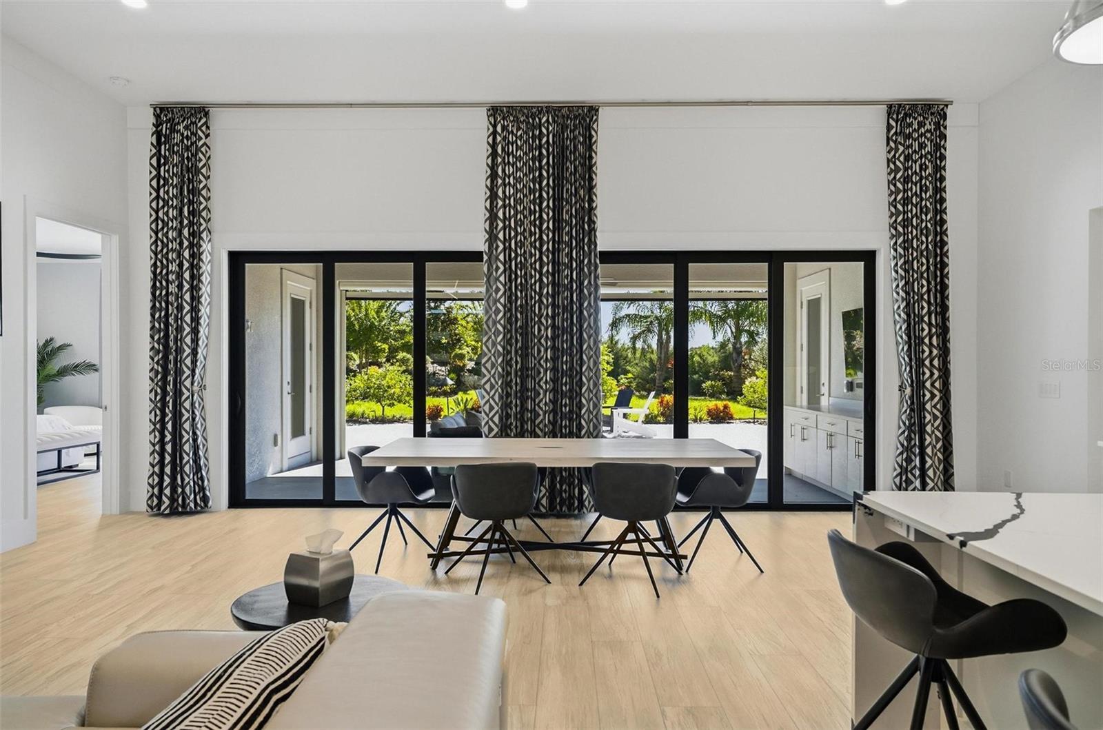 MARINA DEL PALMA - Residential