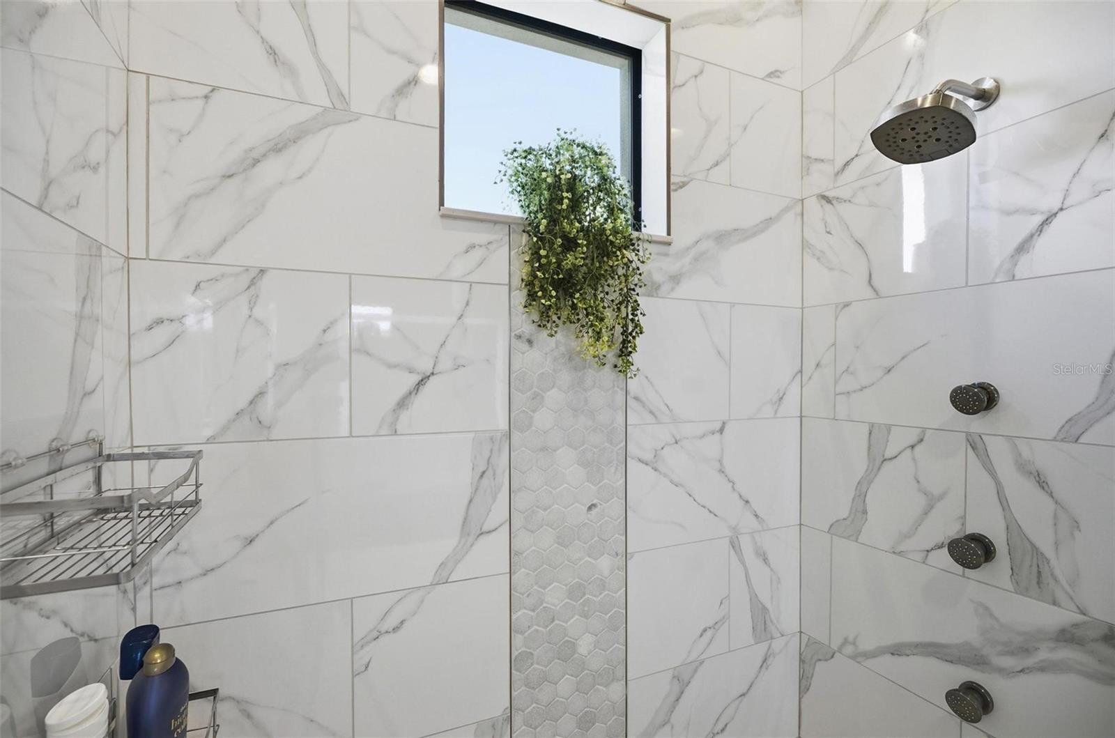 MARINA DEL PALMA - Residential