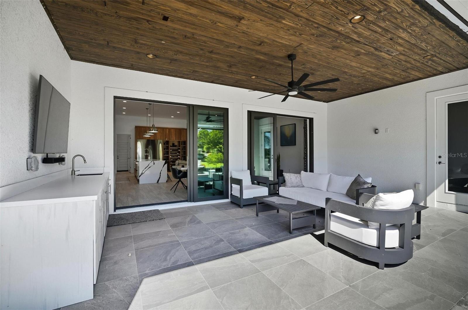 MARINA DEL PALMA - Residential