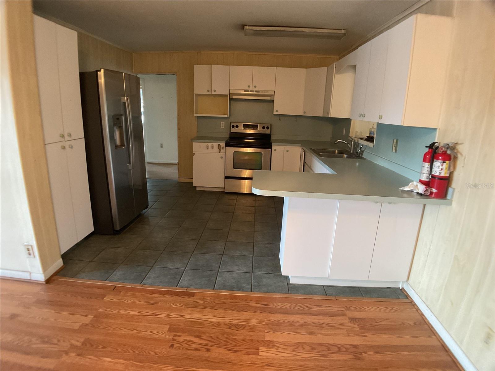 AMBRA KAY TERRACE - Residential