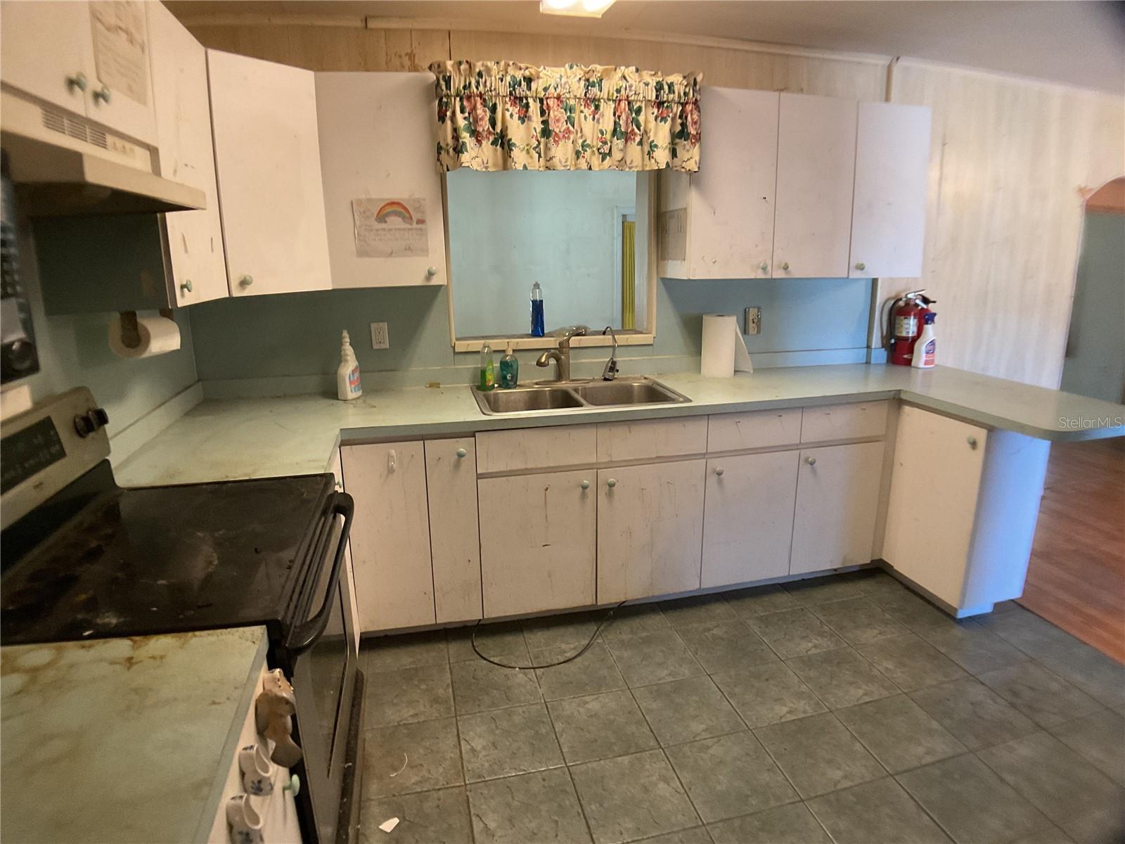 AMBRA KAY TERRACE - Residential