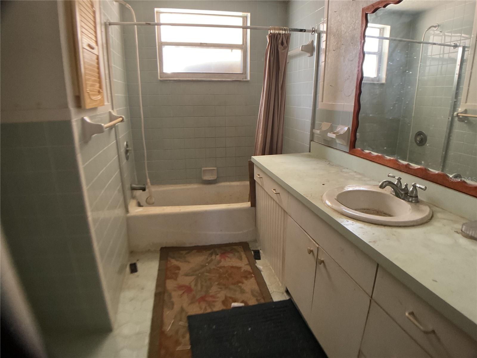 AMBRA KAY TERRACE - Residential