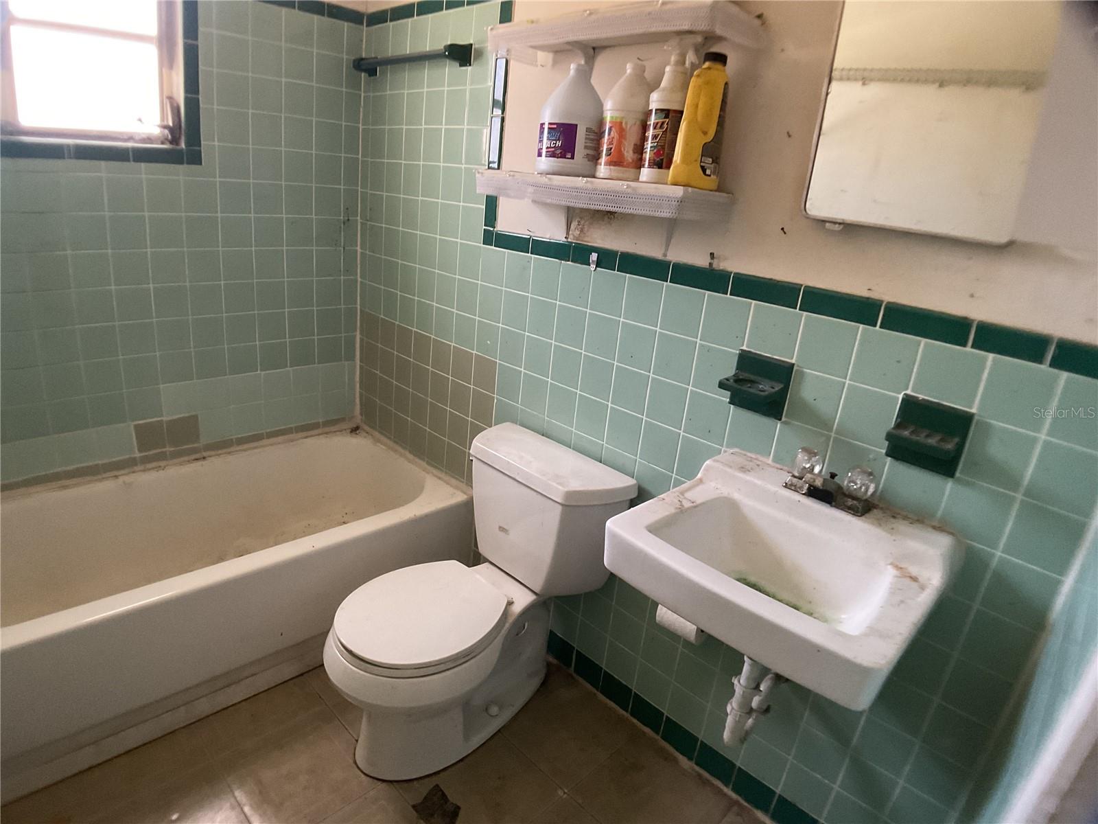 AMBRA KAY TERRACE - Residential