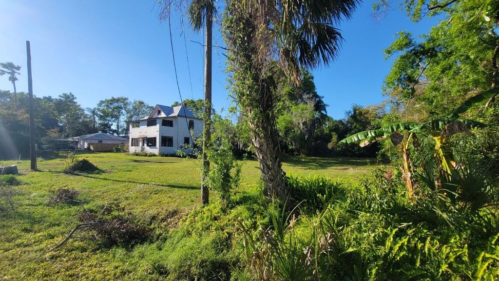 Photo of 2003 51st Avenue E, Bradenton, FL 34203 (MLS # A4645080)