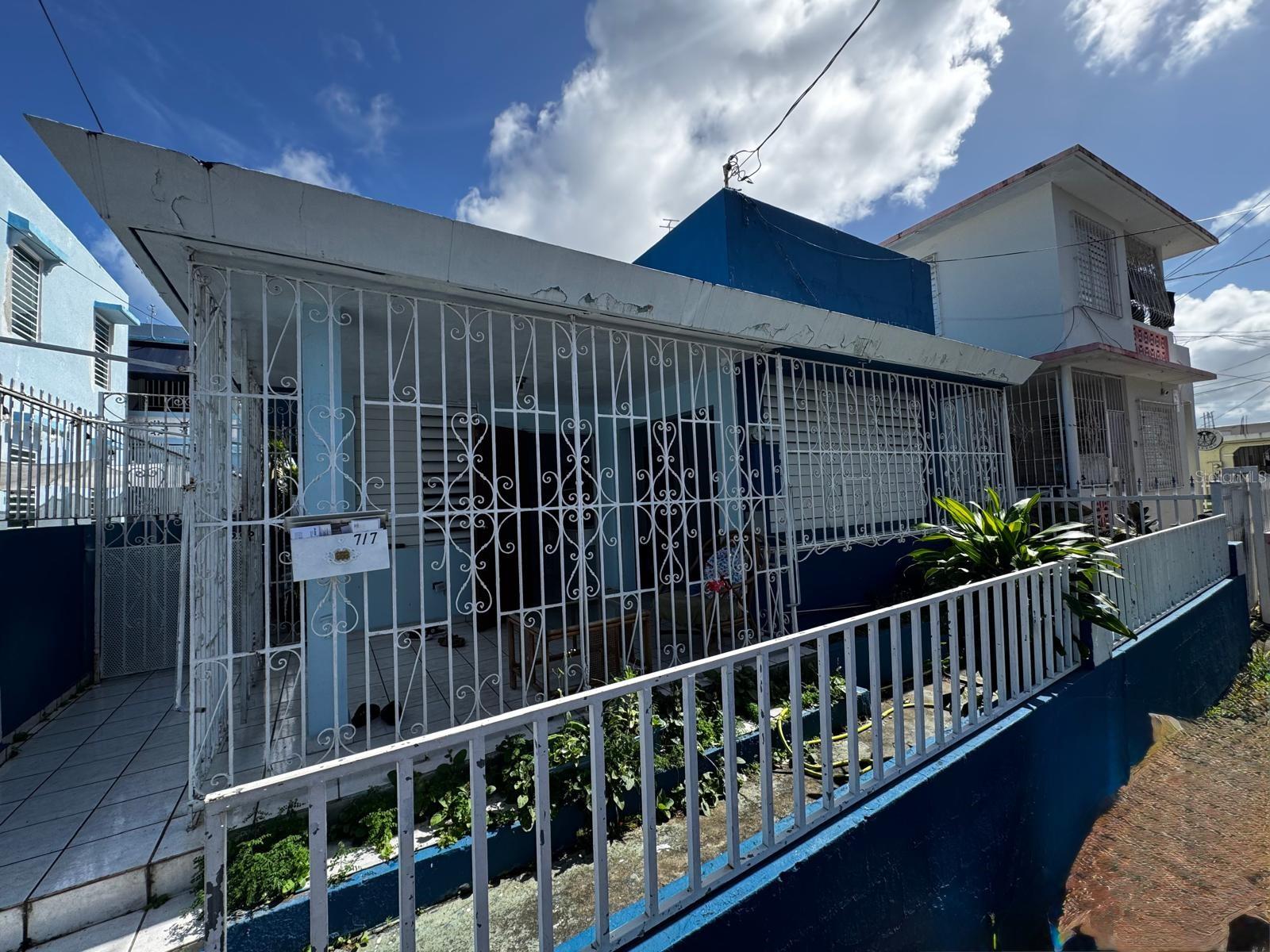 CALLE DEL PARQUE 717