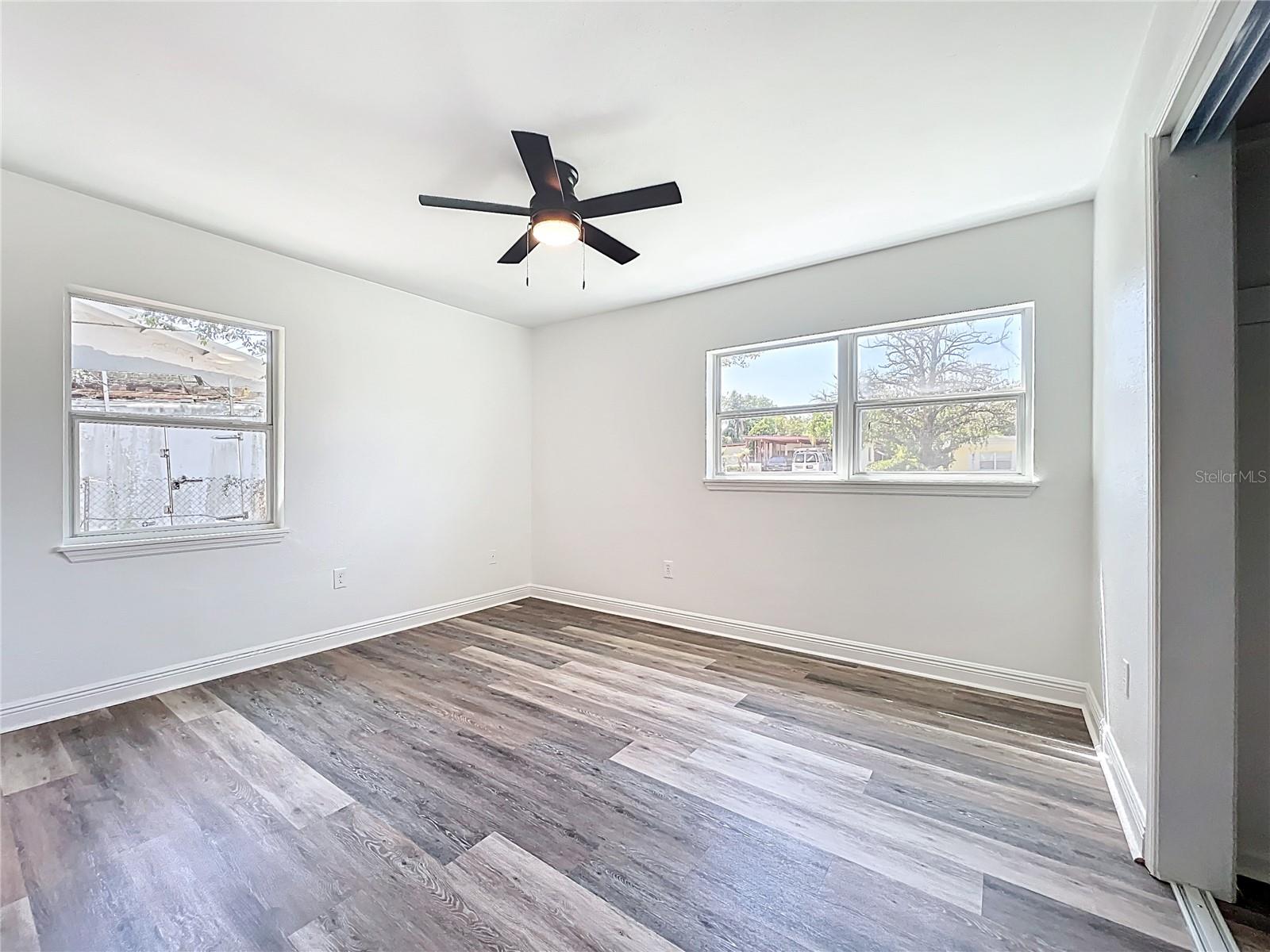 COUNTRY CLUB HEIGHTS - Residential