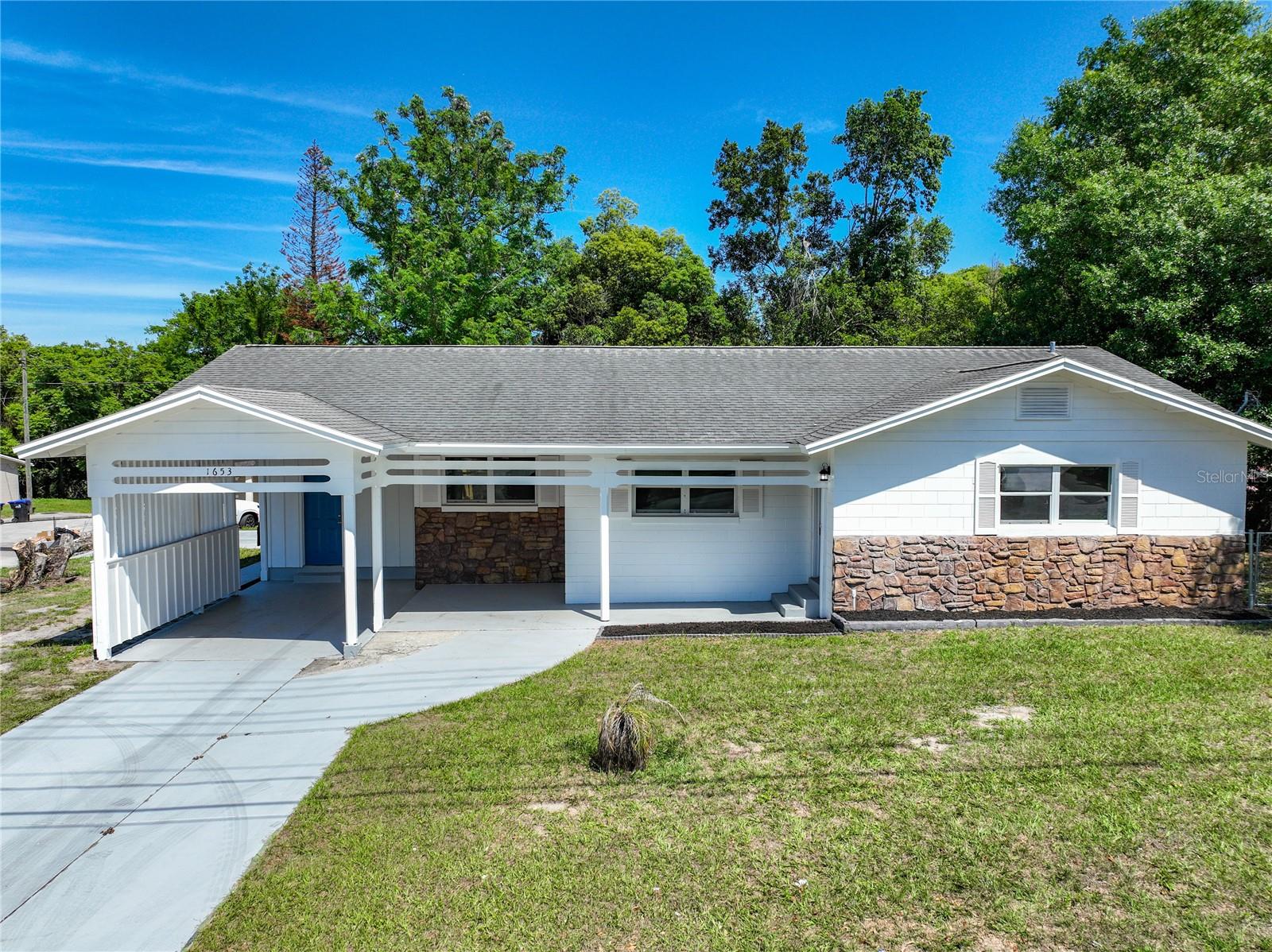 COUNTRY CLUB HEIGHTS - Residential