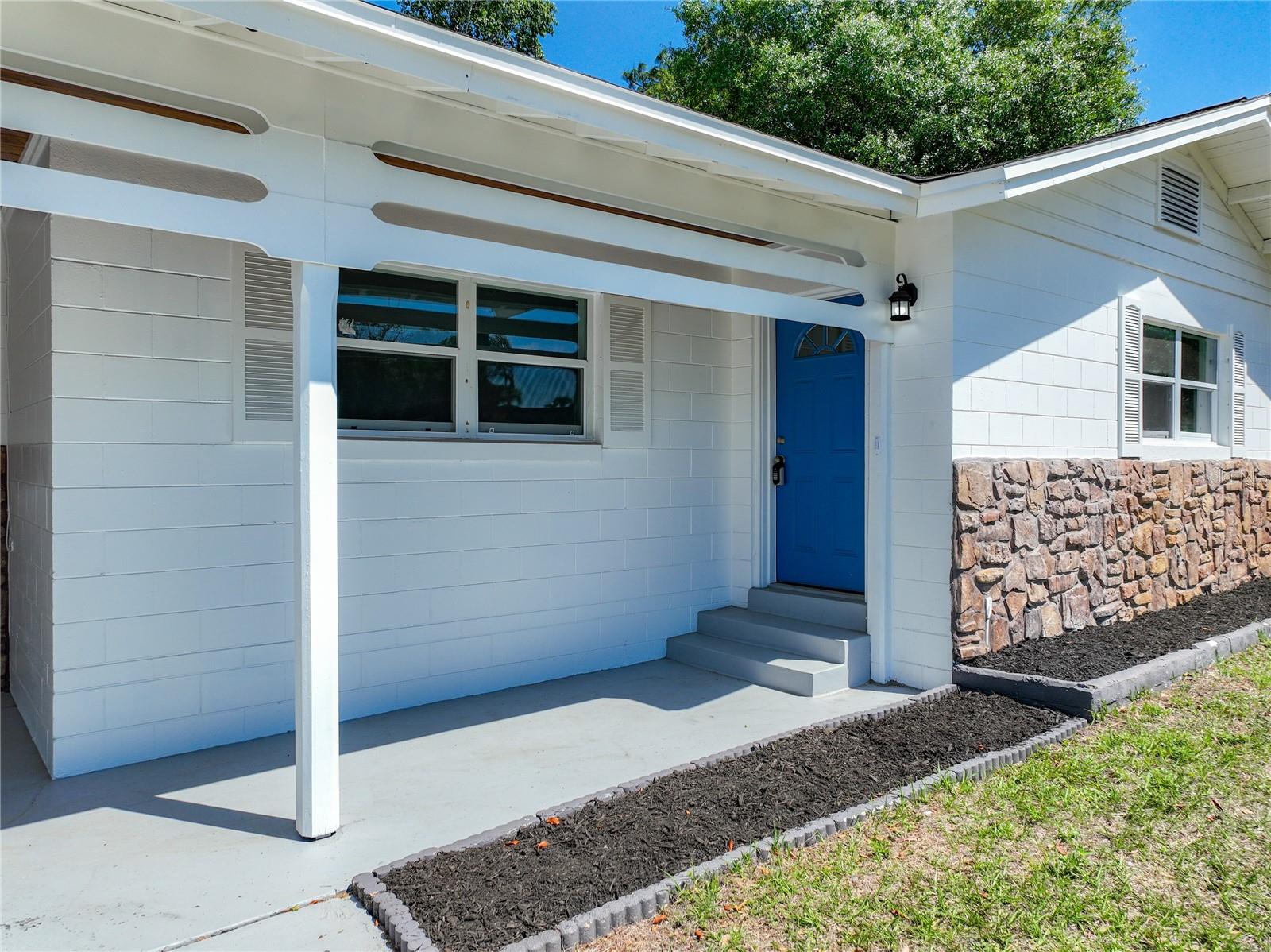 COUNTRY CLUB HEIGHTS - Residential