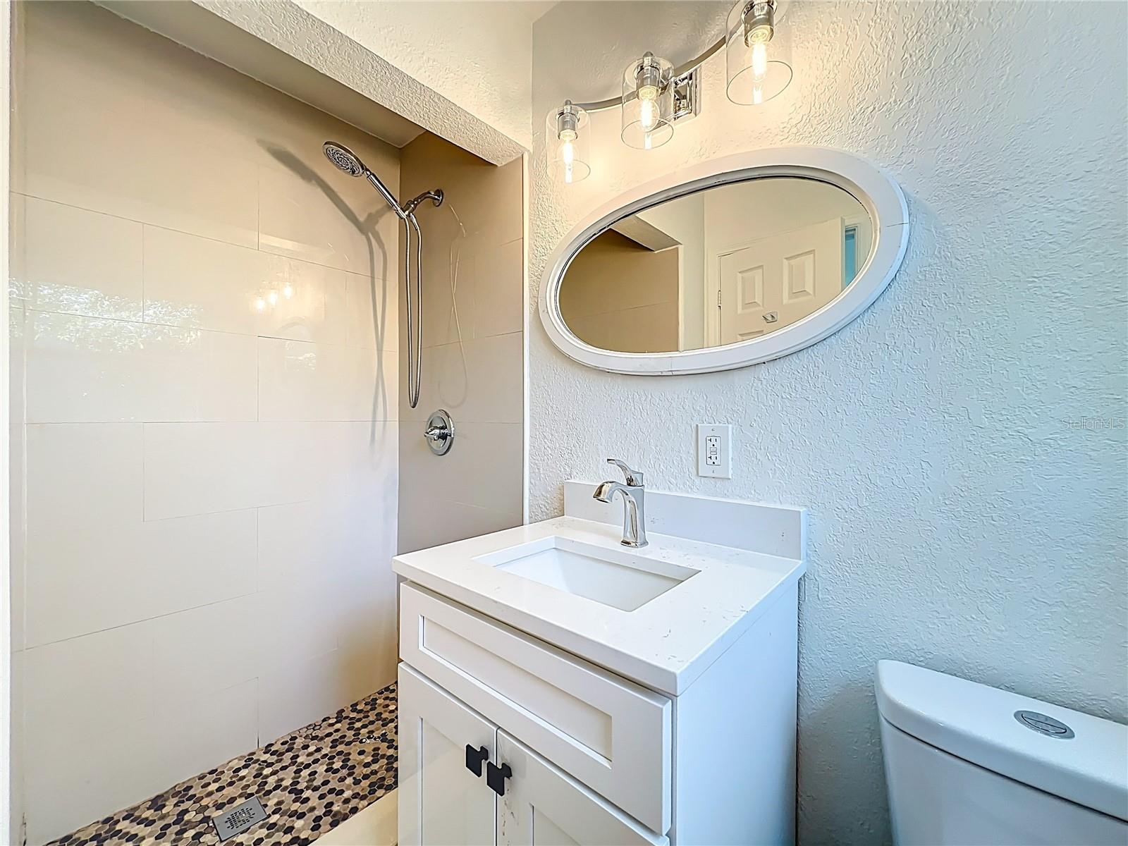 COUNTRY CLUB HEIGHTS - Residential