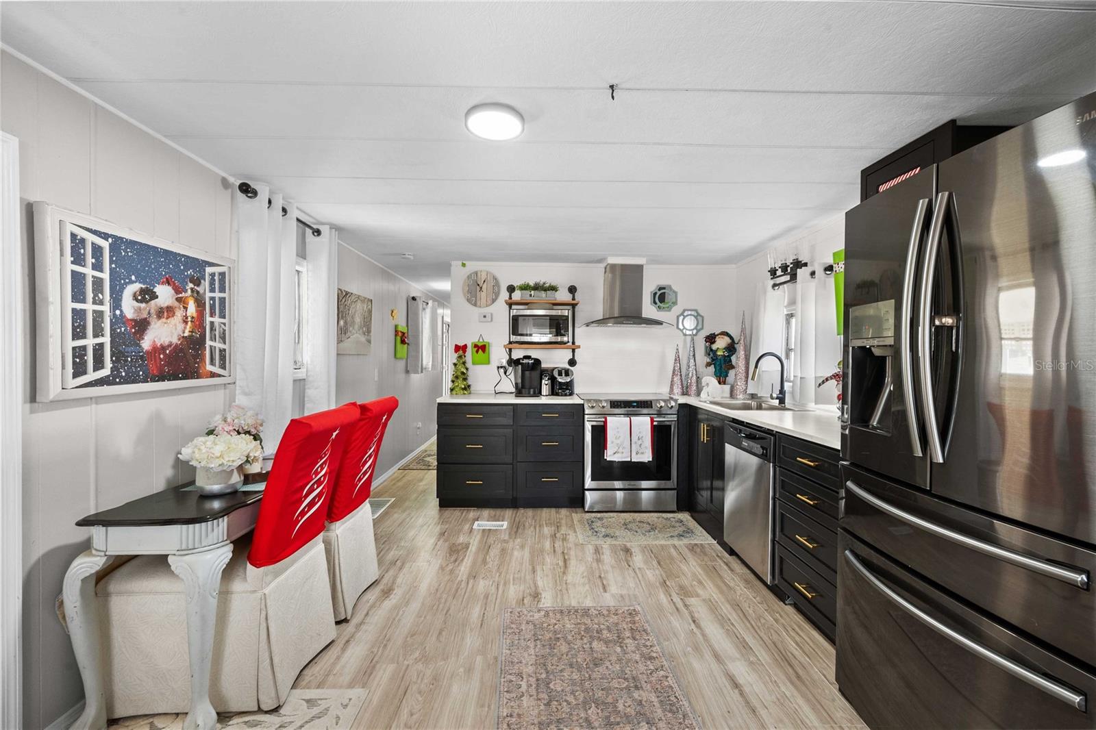 BETMAR ACRES - Residential