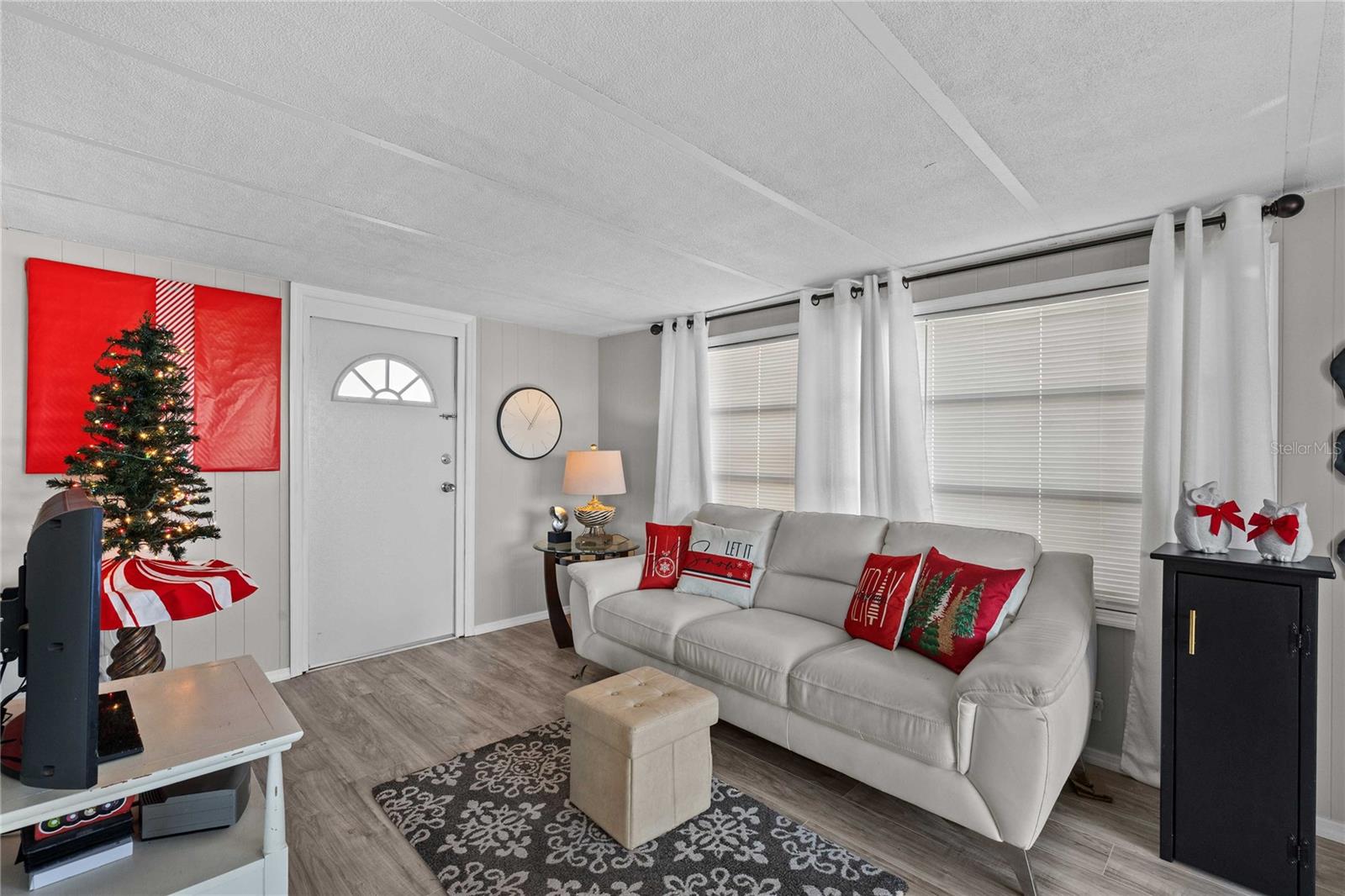 BETMAR ACRES - Residential