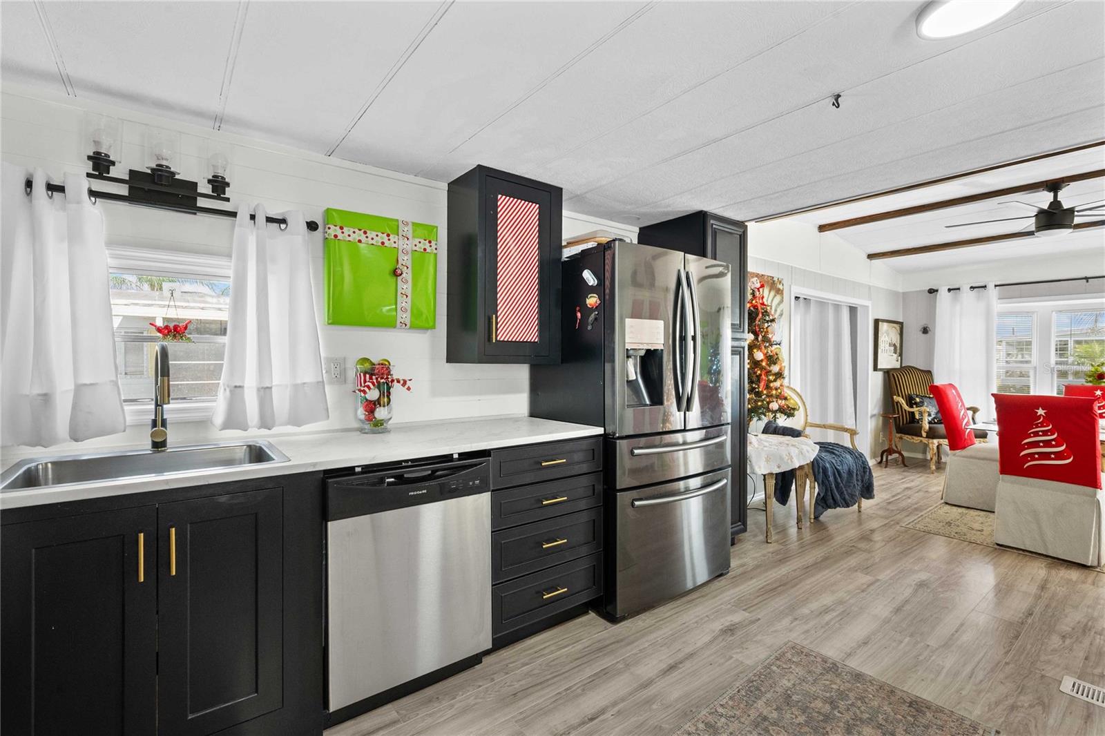 BETMAR ACRES - Residential