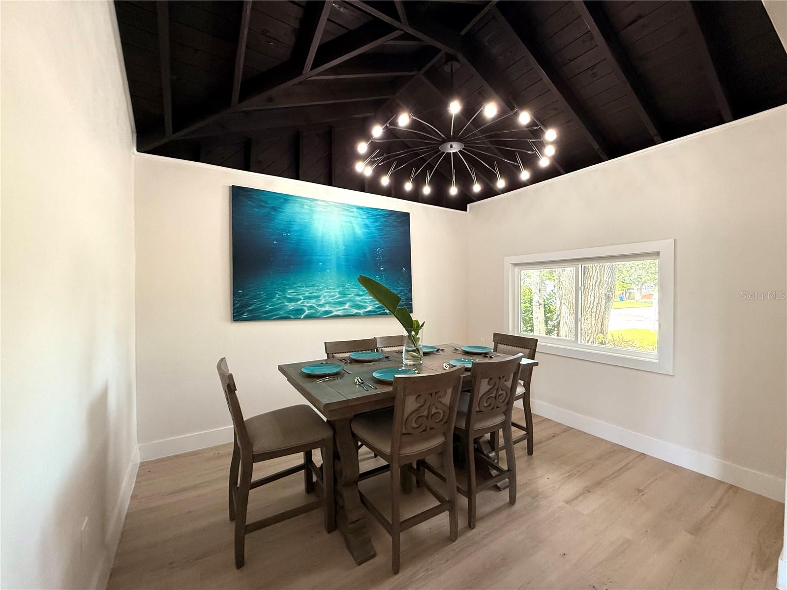 COFFEE POT BAYOU ADD SNELL & HAMLETTS - Residential Lease