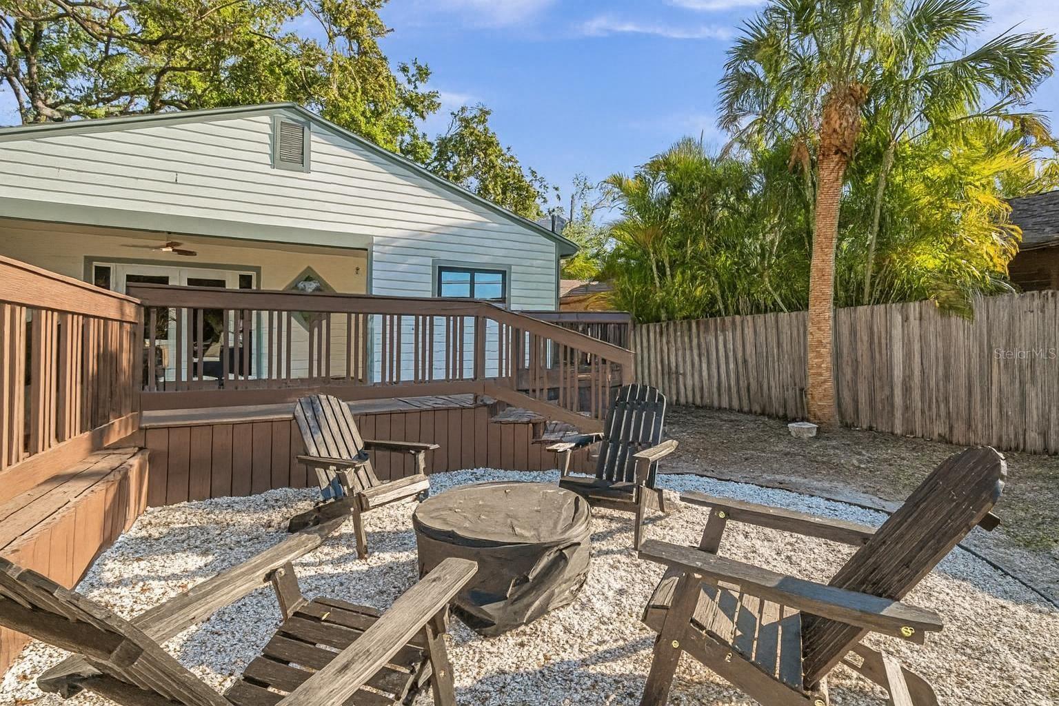 COFFEE POT BAYOU ADD SNELL & HAMLETTS - Residential Lease