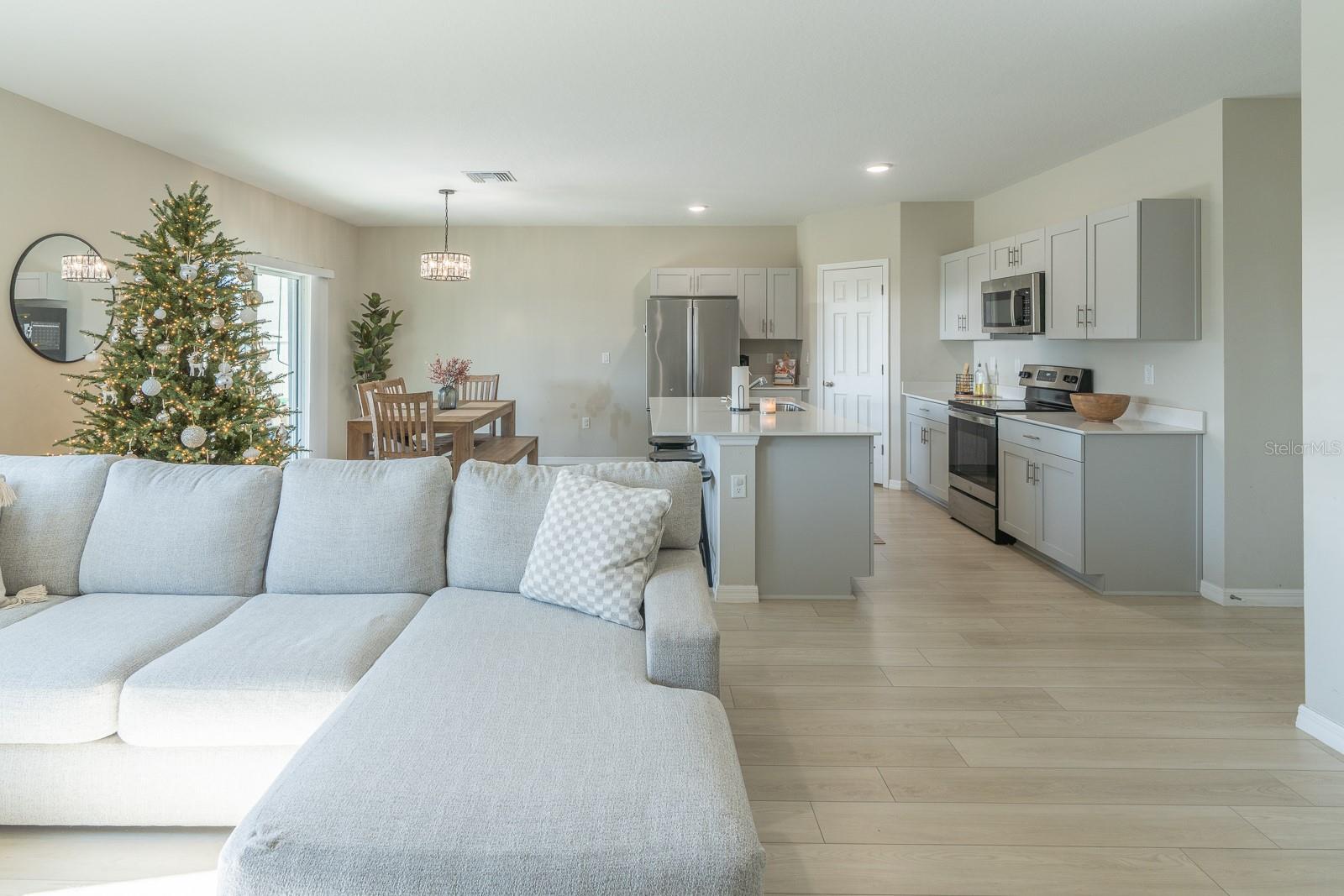 PASADENA POINT PH 1 - Residential