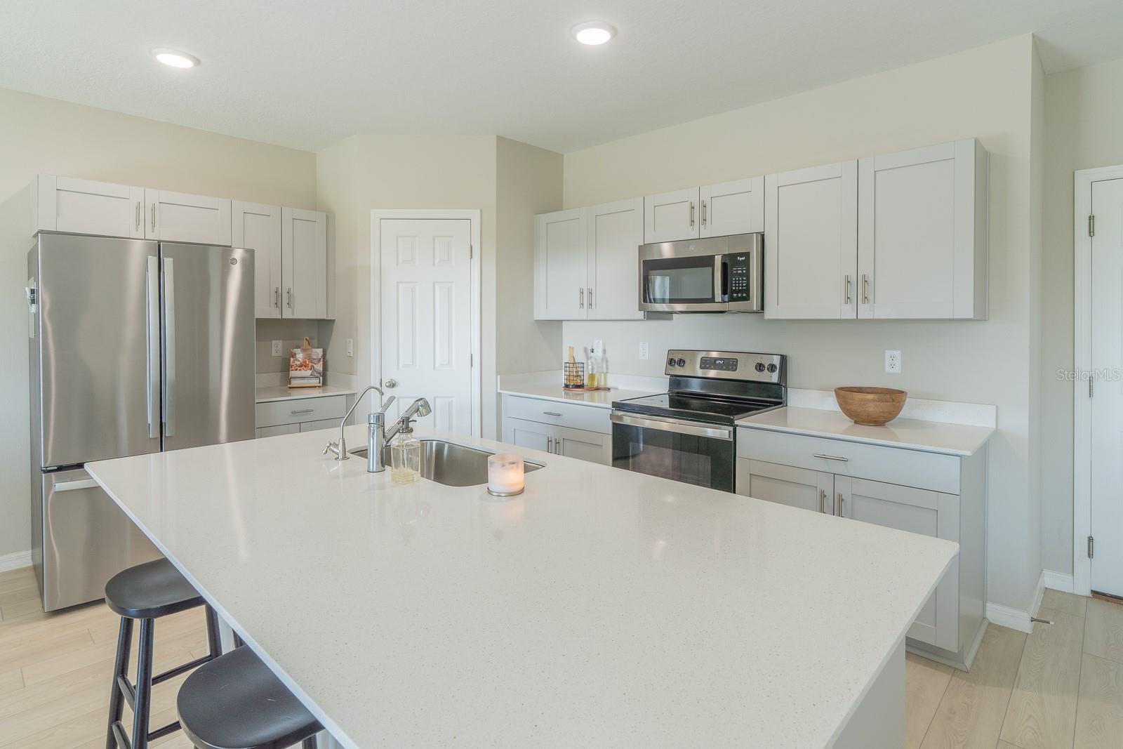 PASADENA POINT PH 1 - Residential