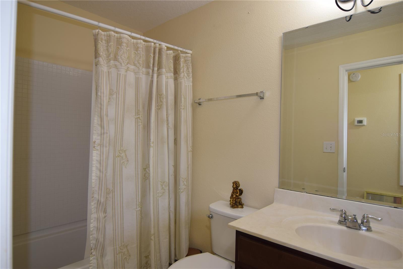 HANOVER POINTE REP - REP - Residential