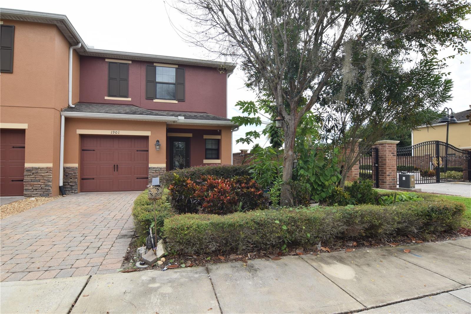 HANOVER POINTE REP - REP - Residential