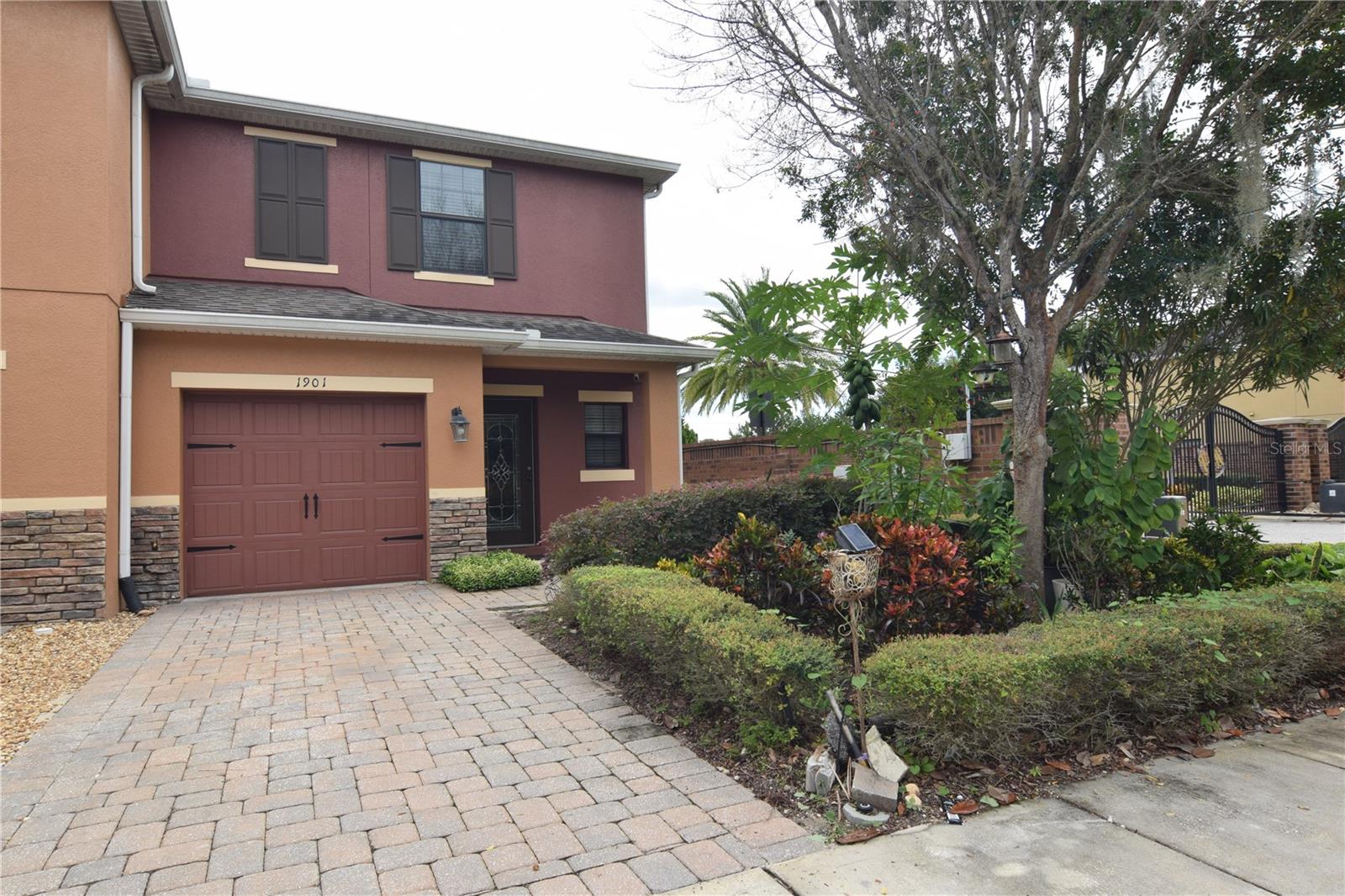 HANOVER POINTE REP - REP - Residential